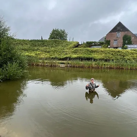 Le Briquemont Bed and Breakfast 3*