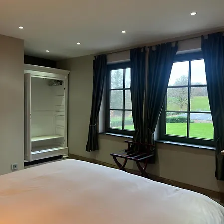 Le Briquemont Bed and Breakfast Rochefort