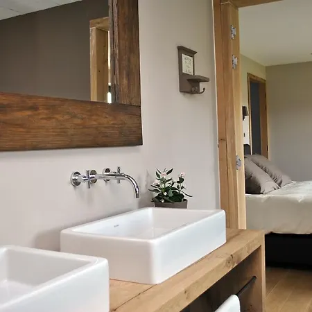 Le Briquemont Bed and Breakfast